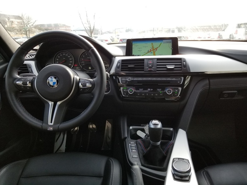2016_BMW_M3_interior.jpg