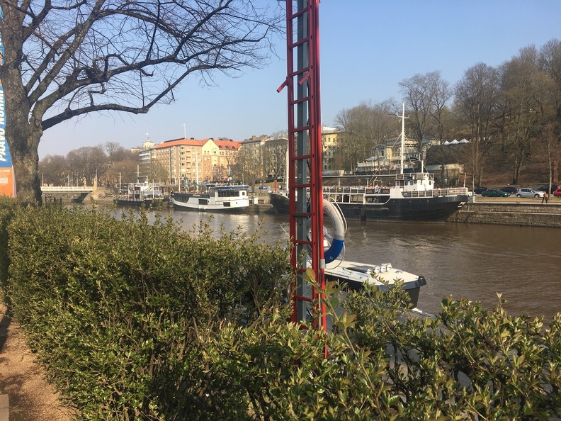 IMG-1071 Turku along Aura River.JPG